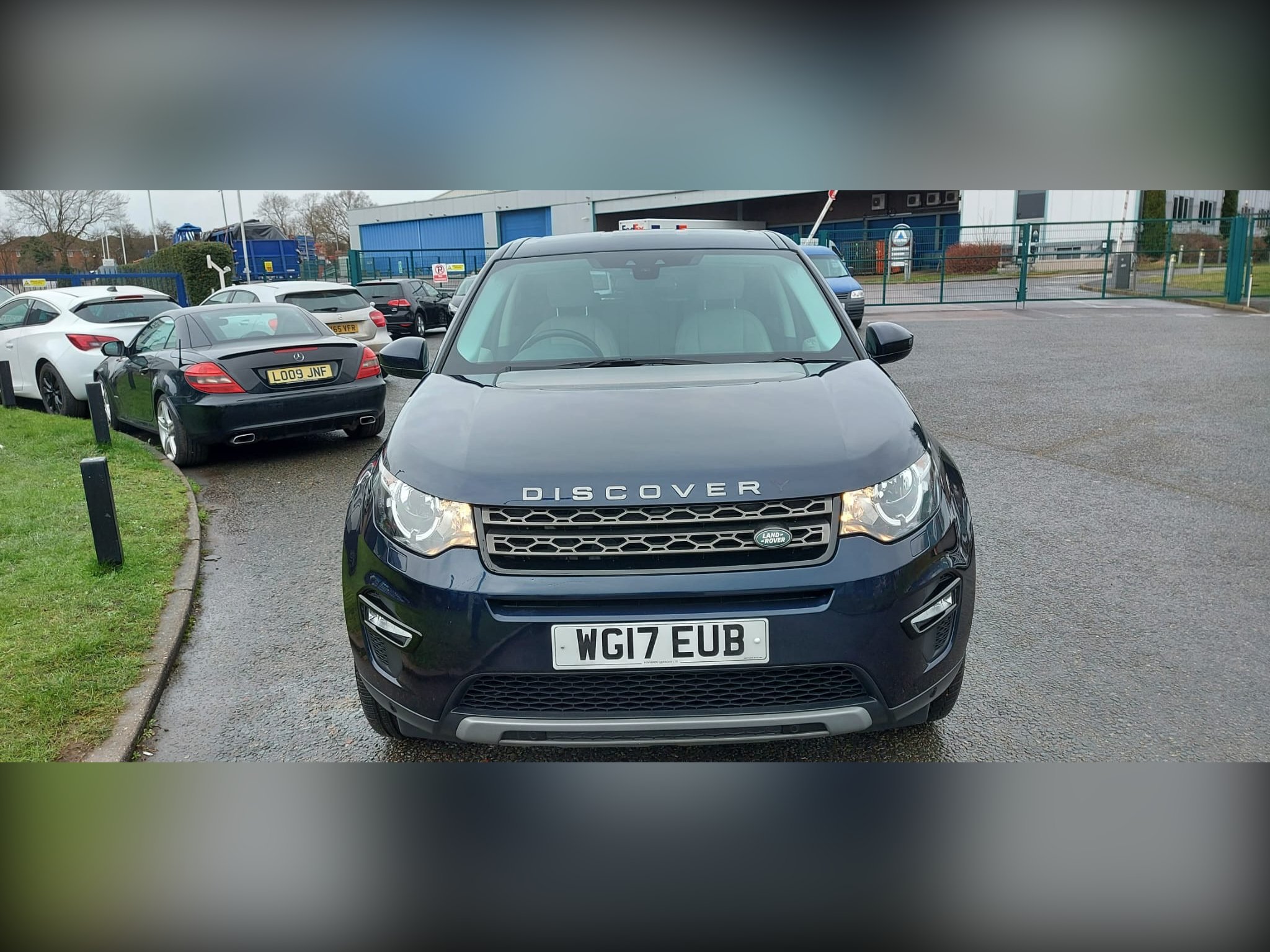 Sold 2017 Land Rover Discovery Sport 2.0 TD4 180 SE Tech 5dr Auto