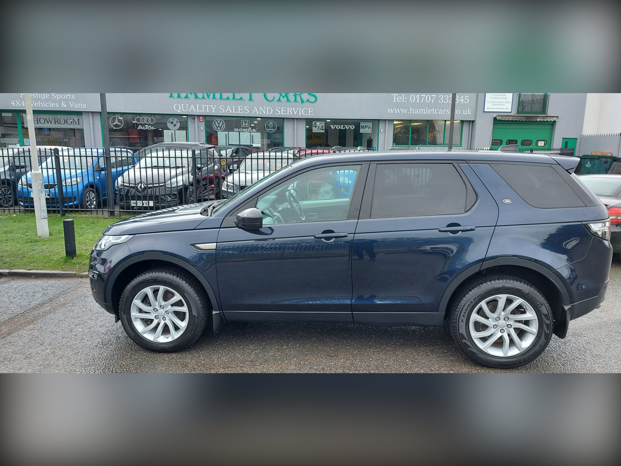 Sold 2017 Land Rover Discovery Sport 2.0 TD4 180 SE Tech 5dr Auto
